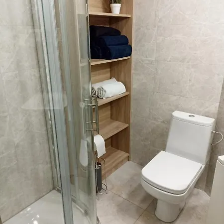 Kwiatowy Klimatyzowany Apartment *