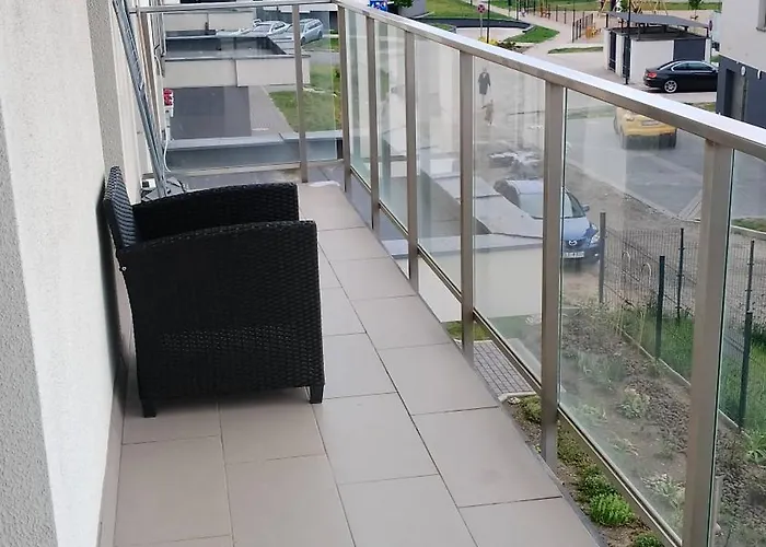 Apartament Kwiatowy Klimatyzowany *